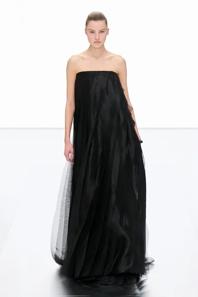 Look 29